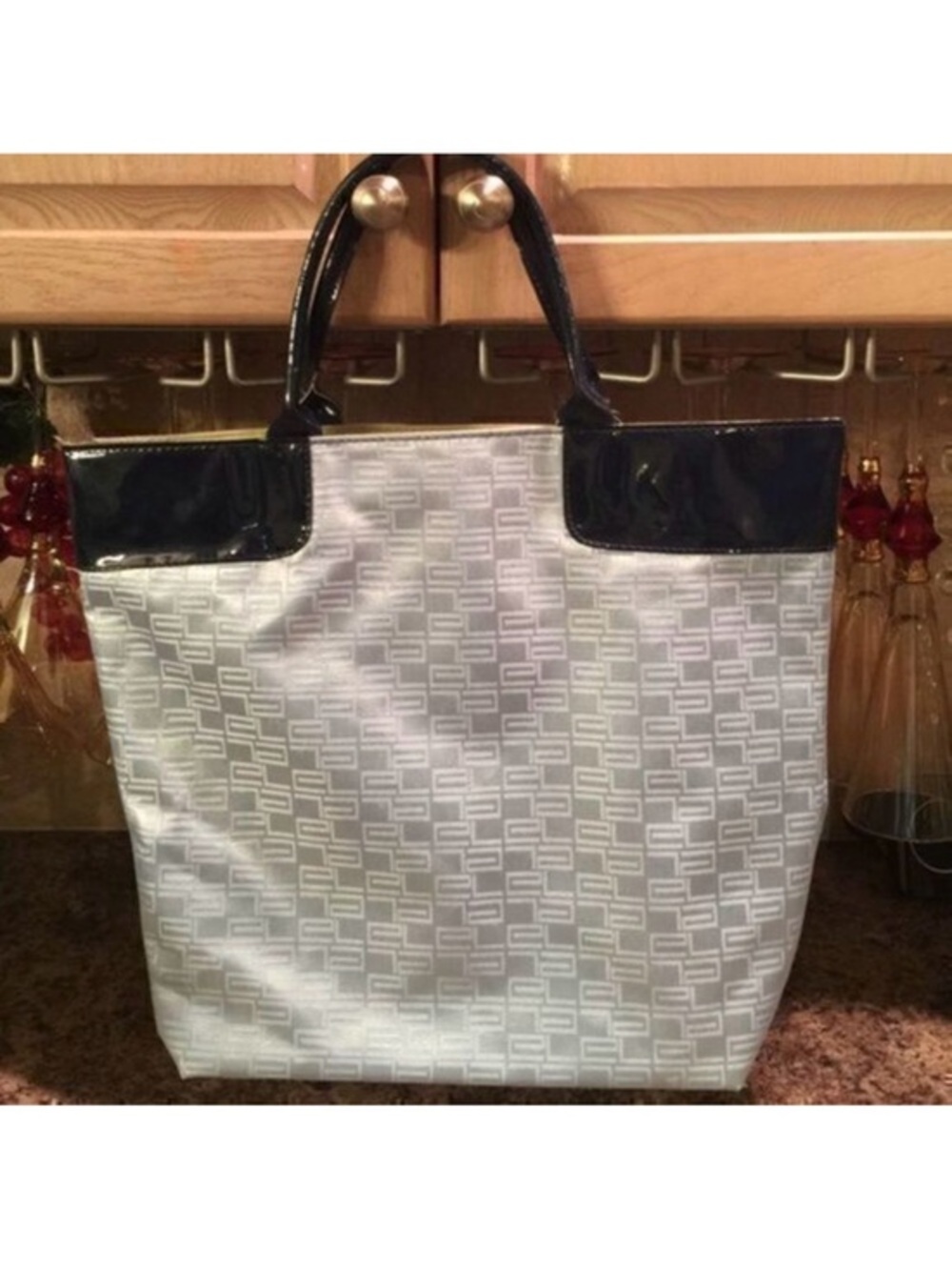 Light blue large tote with navy accent